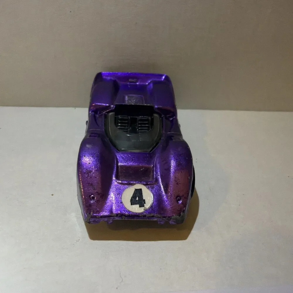 Hot Wheels Redline 1968 McLaren M6A Light Purple